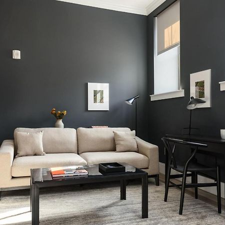 Revived Lf Square 1Br With Rooftop By Zencity Saint Louis Ngoại thất bức ảnh