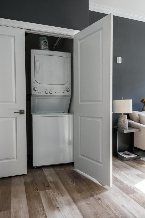 Revived Lf Square 1Br With Rooftop By Zencity Saint Louis Ngoại thất bức ảnh
